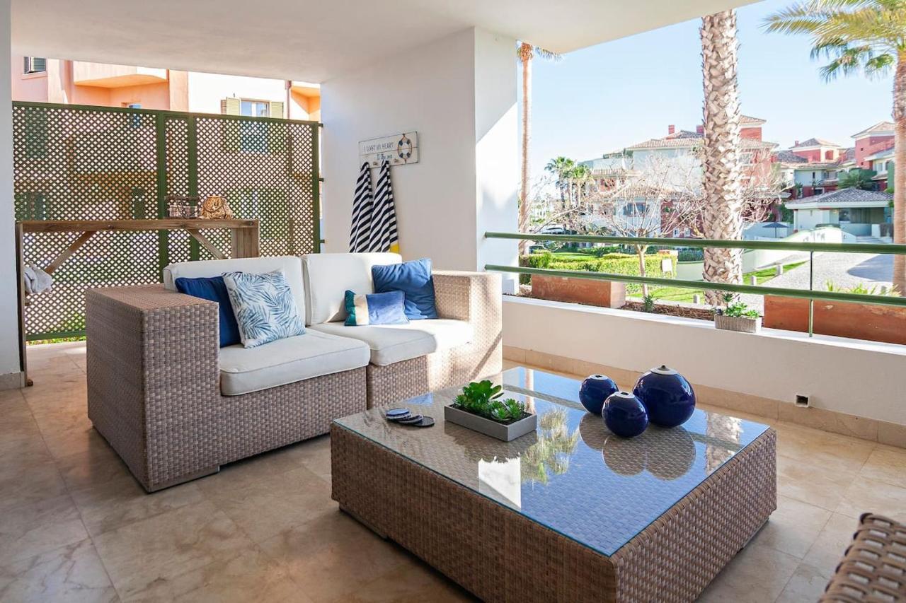 Polo Royale Waterfront Luxury Apt - 3 Terraces And Pool 소토그란데 외부 사진
